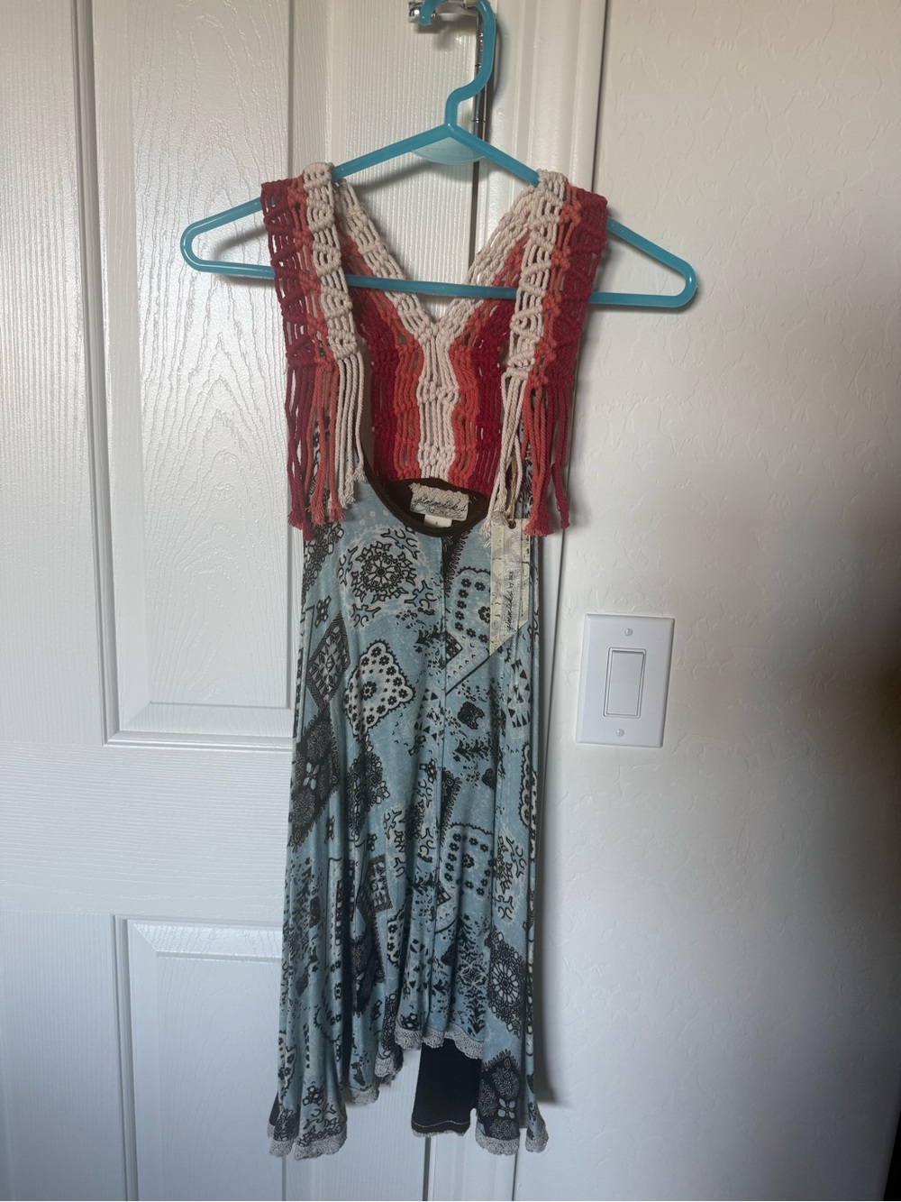 BKE Boho Crochet-Trim Maxi Top in Brown and Light Blue